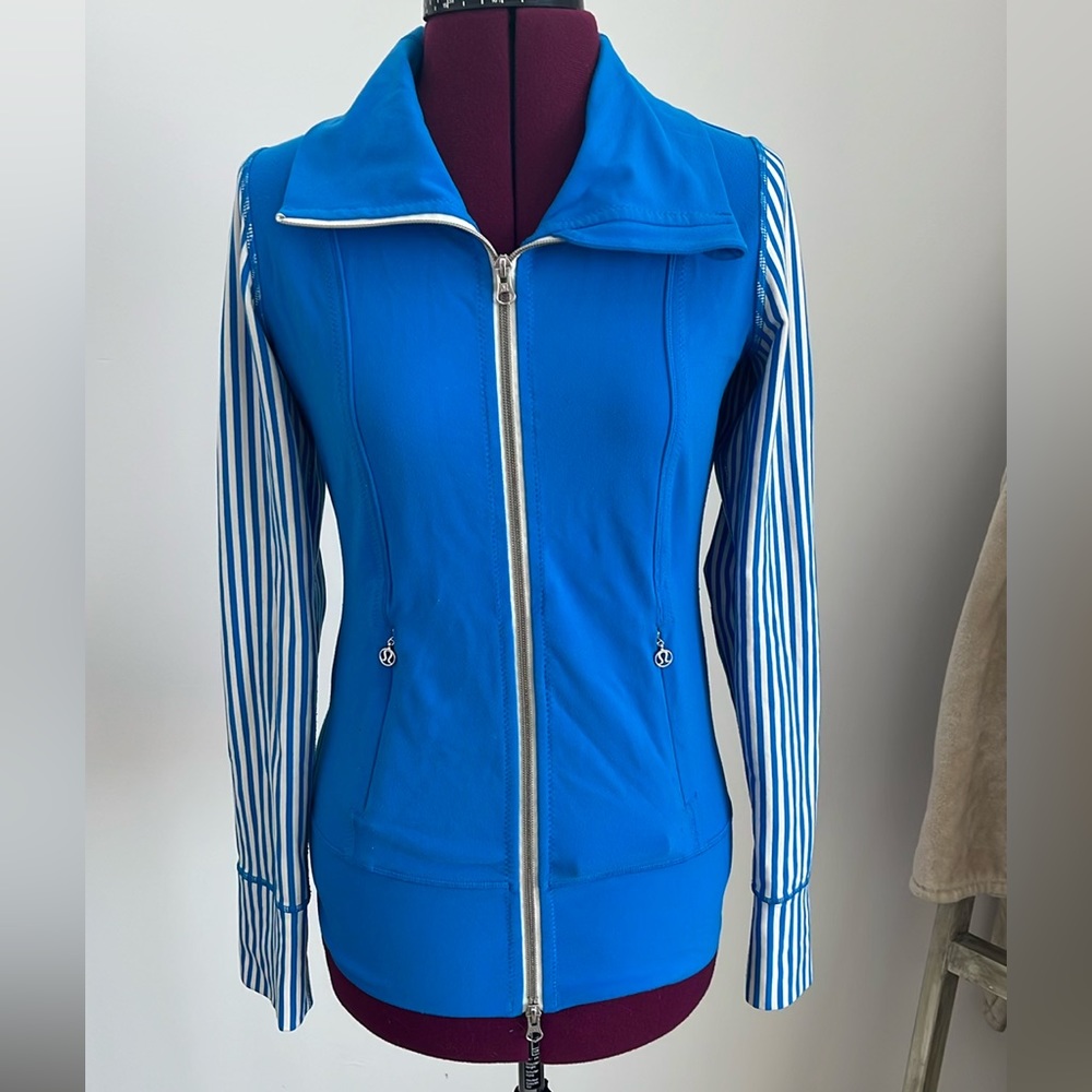 Blue lululemon full zip jacket